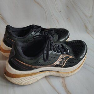 Women's Saucony sneakers size 7.5